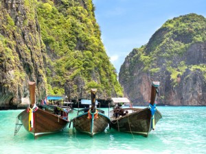 Long Tail Boats Foto: © R.M. Nunes - Fotolia.com